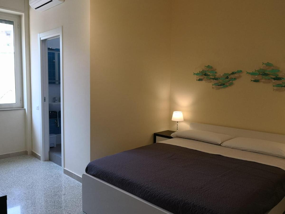 Casa Umberto Bed & Breakfast Salerno Luaran gambar